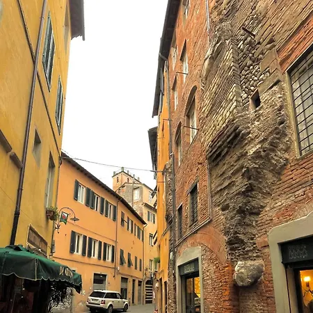 Casa Anfiteatro 61 *
